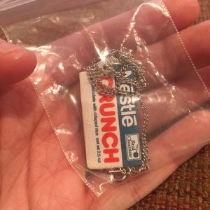 NWOT Crunch Bar Necklace